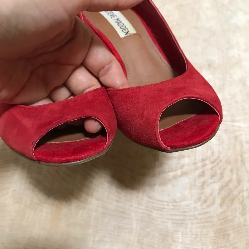 Steve Madden excellent please